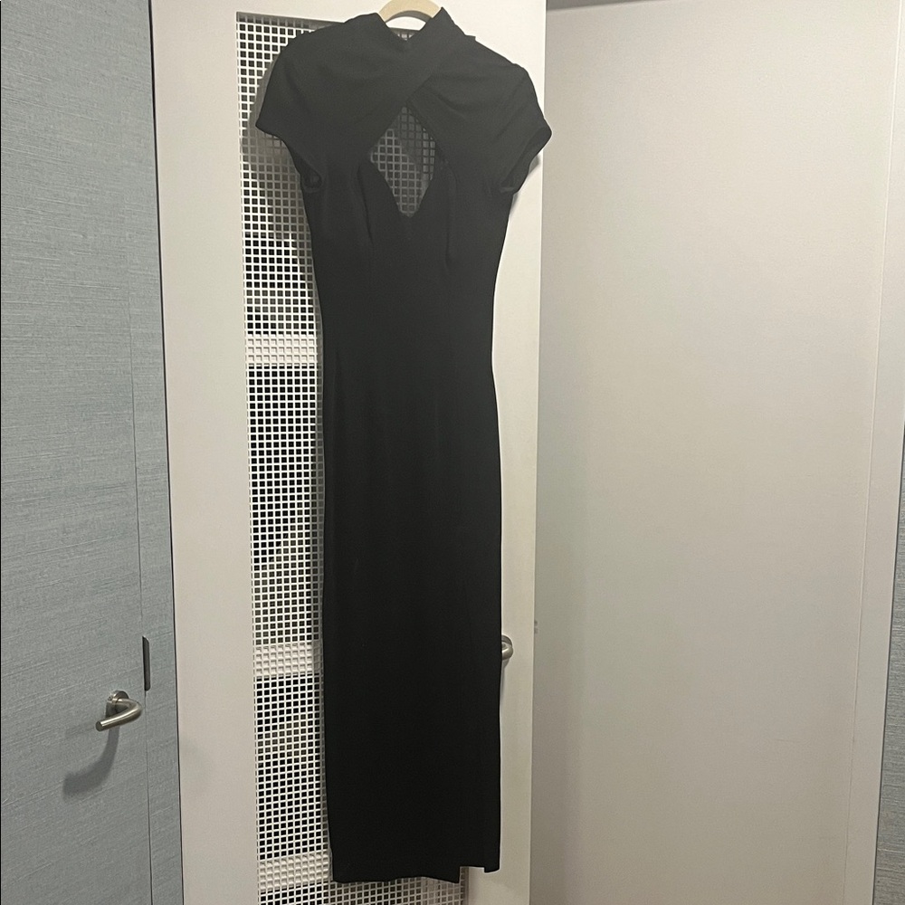 Chic Black Backless Dress